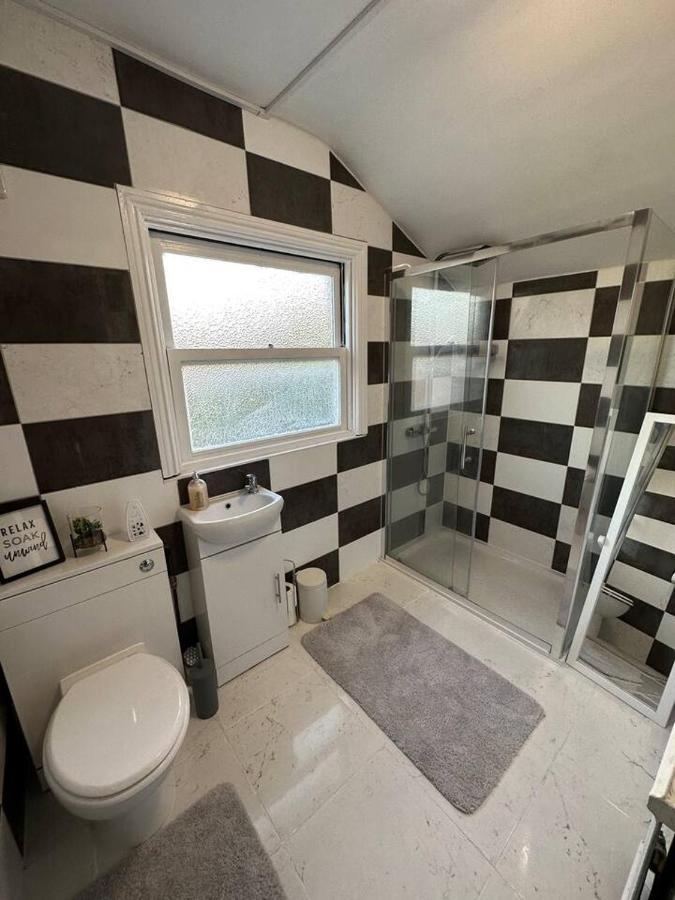 3 Bed Flat With Pool Table Apartman Cambridge  Kültér fotó